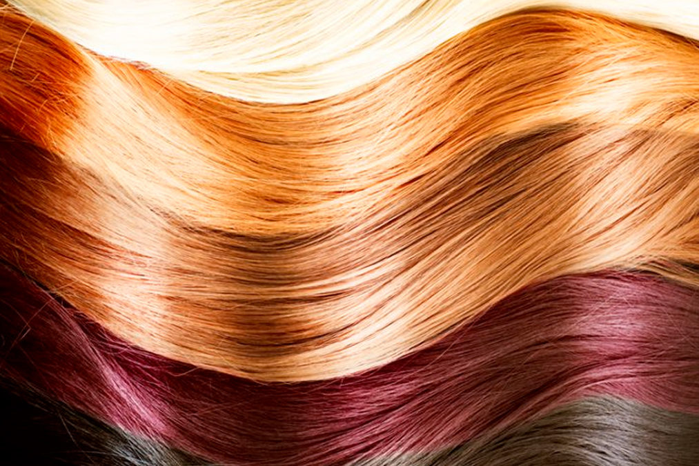 Colorazione capelli in un centro estetico